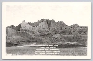 Badlands Visto Desde Cedar Pass Lodge Badlands Monumento Nacional Dakota del Sur SD RPPC - Imagen 1 de 2