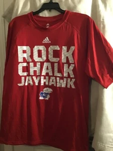ENVÍO EL MISMO DÍA Camisa Pequeña Adidas Climalite Roja Roca Tiza Jayhawk KU Nueva - Imagen 1 de 2