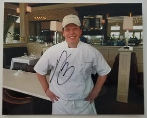 Paul Wahlberg Signed 8x10 Photo Wahlburgers Chef TV Show Alma Nove Legend RAD - Picture 1 of 1