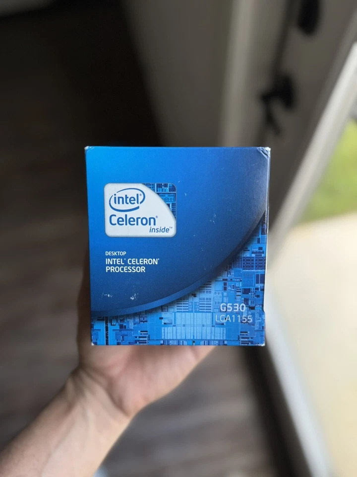 Nuevo en Caja Intel Celeron G530 CPU 2.40 GHZ 2M CACHÉ 2.4 LGA1155 BX80623G530 Foto 1 de 1