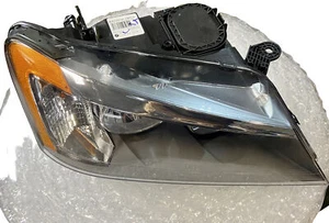 2011-2014 BMW X3 Headlight Halogen Passenger Side OEM 7 222 026 AI09 - Picture 1 of 8
