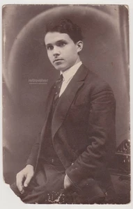 Hübscher junger Mann im Anzug Studio Portrait Vintage Foto Original Gay Int - Bild 1 von 1