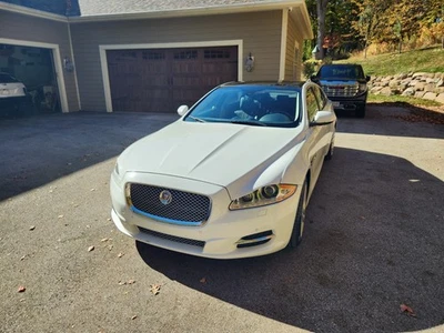 2015 Jaguar XJ  - Image 1 of 4