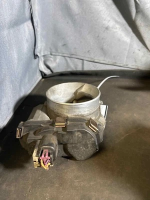 Fits 2007-2008 GMC Yukon Throttle Body OEM:12580760 Foto 1 de 4