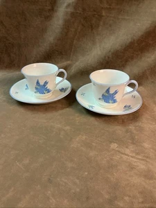 Heathcote Williamson bluebird bone China tea cup and saucer pear circa 1920 - Picture 1 of 5