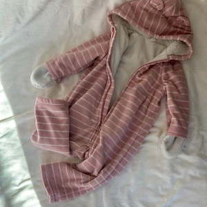 Antiguo traje de nieve azul marino polar Sherpa Bunting con capucha 18-24 meses cremallera rayas rosas - Imagen 1 de 7