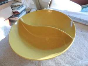Vintage Serving Bowl, Holiday Kenro Yellow Speckled Melamine Divided  9 Inch - Picture 1 of 4