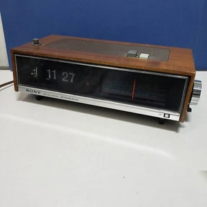 Vintage SONY Digimatic Flip Clock Radio TFM C690W Wood Cover 1970s Working - Picture 1 of 16