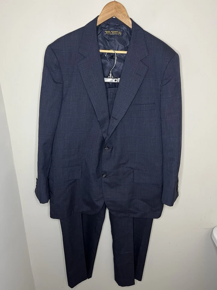 VINTAGE Brooks Brothers Suit Men 43R Blue Golden Fleece Makers Wool 2-Piece - Image 1 of 4