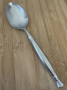 CUCHARA DE MESA DE SERVIR DE ACERO INOXIDABLE ACT I Oneida 18/10 8 5/8" - Imagen 1 de 2