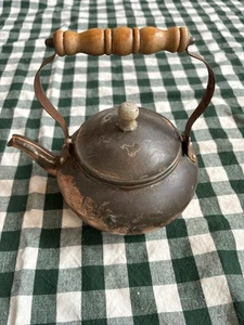 Vintage Copper Tea Pot Kettle with Wooden Handle and Knob Unmarked - Picture 1 of 4
