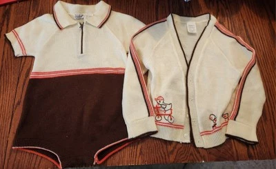 Conjunto Vintage A Little Angel Talla 18 Meses Mameluco Y Suéter Patos Bordados Foto 1 de 4