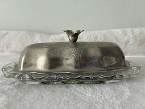 Vintage klare Pressglas Butterdose mit Aluminium geblümt verziert Metalldeckel - Bild 1 von 4