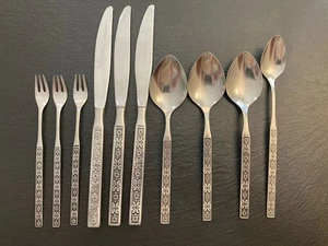 Oneida HH Distinction Deluxe CAPRI Black Textured Accent 10 Pcs! SHIPS FREE - Picture 1 of 6