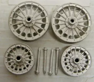 Juego de ruedas Circus Wagon Sunburst escala peltre fundido de Don Mills modelos - Imagen 1 de 2
