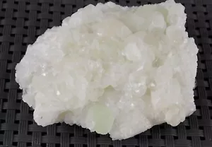 DATOLITE and PREHNITE CRYSTALS - 6 cm - RONCARI QUARRY, CONNECTICUT 29256 - Picture 1 of 7