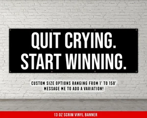 Banner de gimnasio motivacional - Deja de llorar comienza a ganar decoración de levantamiento de pesas - Imagen 1 de 8