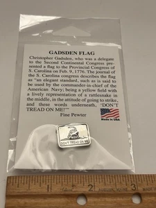 Gadsden Flag Don't Tread On Me New Pewter Hat Cap Lapel Pin - Picture 1 of 2