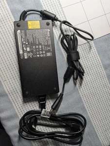 Original Delta ADP-280DB B OEM 280W Ladegerät Acer Predator Gaming - Bild 1 von 4