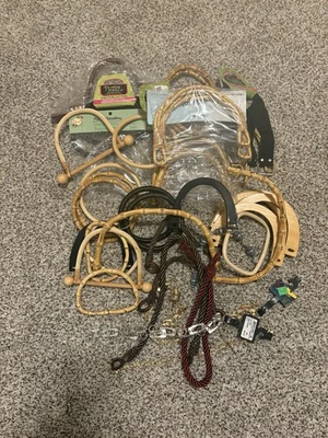 Verschiedene Geldbörsengriffe und Riemen Konvolut. 18 Paar, 6 Einzel- und 3 Metallketten - Bild 1 von 4