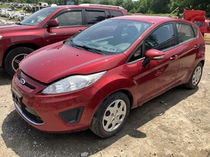 13 FORD FIESTA Alternator - Picture 1 of 23