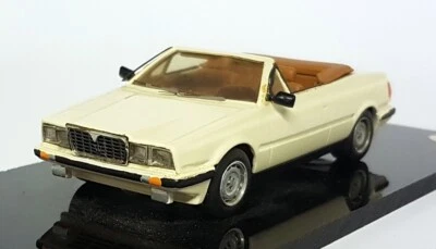 Réplicas Escala 1/43 Metal Blanco - Nº2W Maserati Biturbo Spyder Blanco Foto 1 de 4