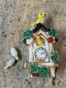 Vintage Japan Wall Pocket Vase Cuckoo Clock w/ Yellow Birds & Leaves 5.25" - Picture 1 of 6