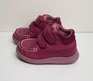 CLARKS CLOUD MIST SIZE 4.5UK EU20.5 GIRLS BOYS PLUM LEATHER HIGH TOP SHOES BOOTS - Picture 1 of 24