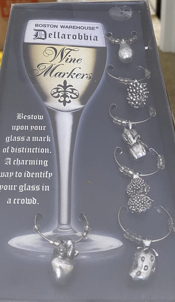 Marcadores de copa de vino Boston Warehouse Dellarobbia 6 piezas dijes de frutas tono plateado NUEVO Foto 1 de 4