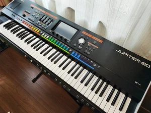Roland Jupiter-80 Super Jupiter Keyboard Synthesizer schöner Zustand 1-Besitzer - Bild 1 von 14