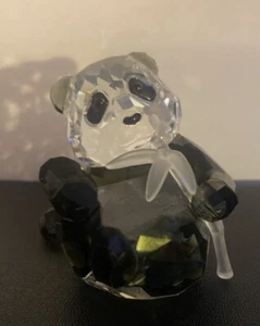 Swarovski Kristall SCS Panda Jungtier Figur #0905543 - Bild 1 von 5