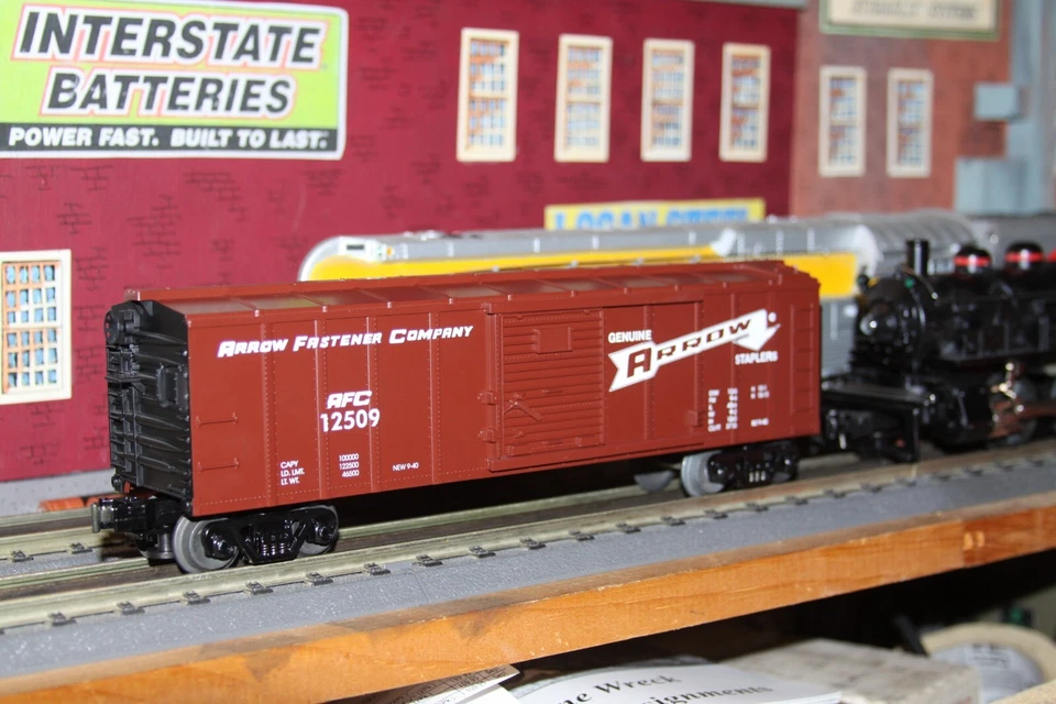 Rail King by MTH 50' modern box car # 30-7422 NIB Arrow Stapler car number 12509 - Image 1 of 1