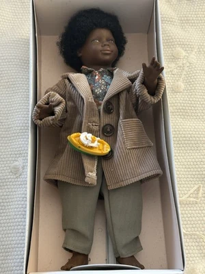 Heidi Ott 12" Muñeca Porcelana Niño Afroamericano Pana Chaqueta Suiza Hecha a Mano Foto 1 de 4