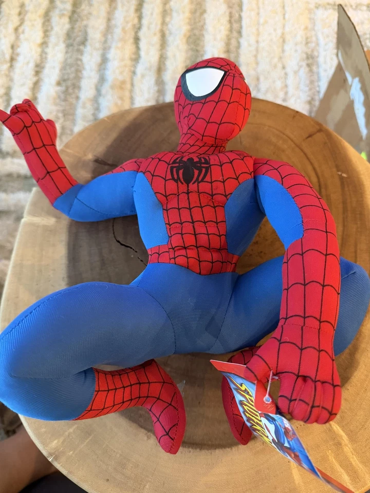 Muñeca de peluche Kellytoy Marvel Spider-Man 2004 de colección con etiquetas figura Foto 1 de 4