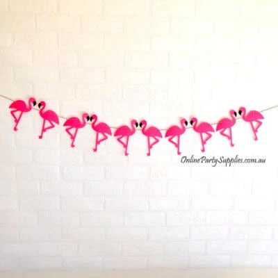 Guirnalda de banderines de fieltro rosa hágalo usted mismo Foto 1 de 4