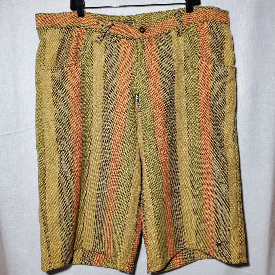 LR Geans Knit Shorts by LRG Adult size 40 Heavyweight Yellow Striped- Rare! - Imagem 1 de 4