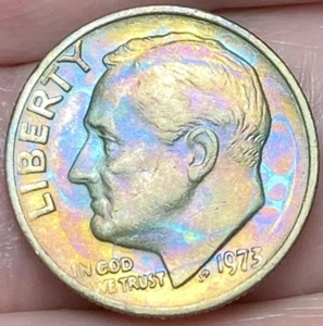 Hermosa moneda de diez centavos Roosevelt 1973-P brillante en tono dorado/arco iris #11 - Imagen 1 de 14