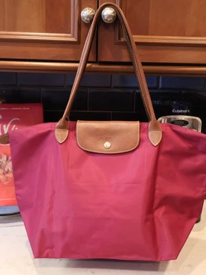MAGENTA PINK  Longchamp Le Pliage MEDIUM LONG 1899 HANDLE Nylon Tote 18 X 11" ZZ - Image 1 of 4