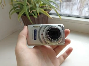 š„Olympus Stylus 7010 Silver 12.0MP compact cameraš„WORKing FULL Setš„ - Picture 1 of 7