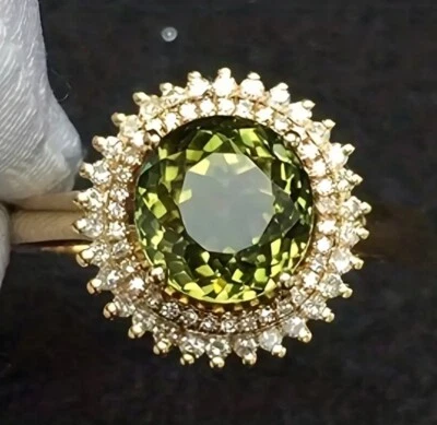 Anel de coquetel exclusivo estilo dramático peridoto e declaração de ouro tamanho 7 2️⃣ - Imagem 1 de 4