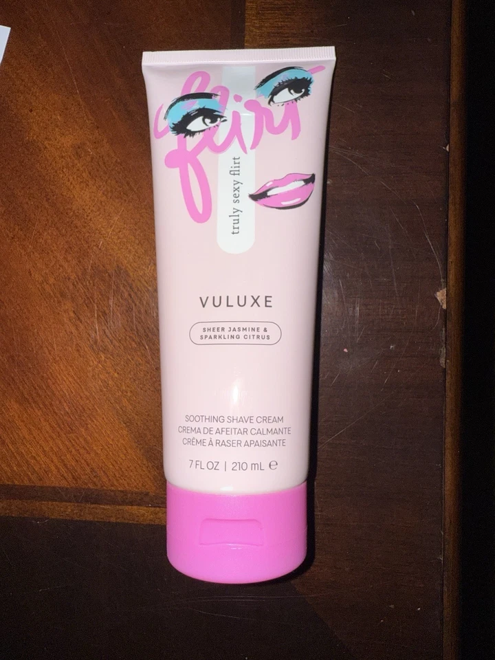 Crema de afeitar calmante Vuluxe verdaderamente sexy coqueteo Foto 1 de 1