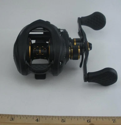 Lews TP1XHA Tournament Pro Baitcast Reel Speed Spool LFS 11BB Gear Ratio 8.3-1 - Image 1 of 4