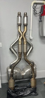 Sistema de escape OEM BMW E92/E93 M3 - tubo X + silenciador trasero - solo 8 k millas Foto 1 de 2