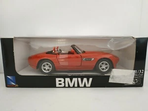 BMW Z8 AUTO IN METALLO IN SCALA PRESSOCAST - Foto 1 di 1