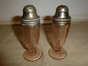 Par de cocteleras de vidrio vintage Jeannette floral rosa depresión - Imagen 1 de 11