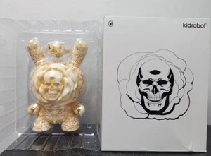 KIDROBOT 8" + 3" DUNNY ARCANE DIVINATION BONE IVORY WHITE CLAIRVOYANT FAD J*YRU - Picture 1 of 9