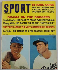 Revista deportiva de Hank Aaron octubre 1965 Sandy Koufax portada - Imagen 1 de 3