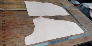 2x Natural Veg Tan Hide Leather Panels 2.3-3mm Thick LOT 4422 Craft Uk - Picture 1 of 8