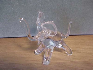 BEAUTIFUL HAND-BLOWN CRYSTAL ELEPHANT FIGURINE W WILD EARS...TRUNK UP 3" TALL - Picture 1 of 6