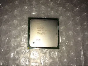Processore Intel Pentium 4 SL6DV 2.40GHz 533MHz FSB 512KB L2 Cache Socket 478 - Picture 1 of 1